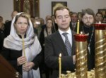 Медведев передал в дар патриарху Кириллу икону