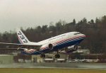 Boeing-737 сделал аварийную посадку во Внуково