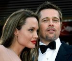 Анджелина Джоли не празднует День Влюбленных