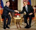 Обама рискует, разрушая тандем Путин-Медведев
