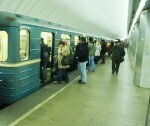 В петербургском метро мужчина бросился под поезд