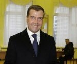 Медведев отдал свой голос на выборах в Мосгордуму