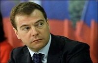 Дмитрий Медведев ретвитнул себе матерные выражения