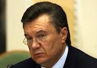 Янукович за содействие развитию общества