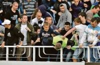 Драка футбольных фанатов во Львове