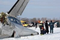 Растет число жертв авиакатастрофы под Тюменью