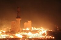 Жители сгоревшего села Баян-Булак получат компенсации