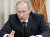 Владимир Путин поручил и дальше повышать зарплаты учителям