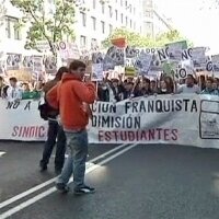 Тысячи студентов протестовали в среду по всей Испании
