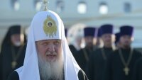 Патриарх Кирилл призывает ставить памятники спасителям Отечества
