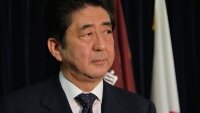 Премьер Японии может уже в апреле посетить Россию