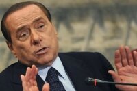 Берлускони вступился за коррупцию