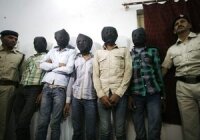 В Индии задержали шесть насильников