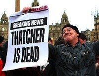 Британцы отпраздновали смерть Тэтчер