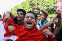 В Тунисе начались столкновения полиции с демонстрантами