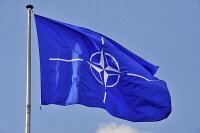 Радослав Сикорский: Польша хочет усиления постоянного военного присутствия НАТО