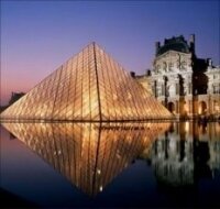 Лувр как всегда наиболее посещаемый музей мира